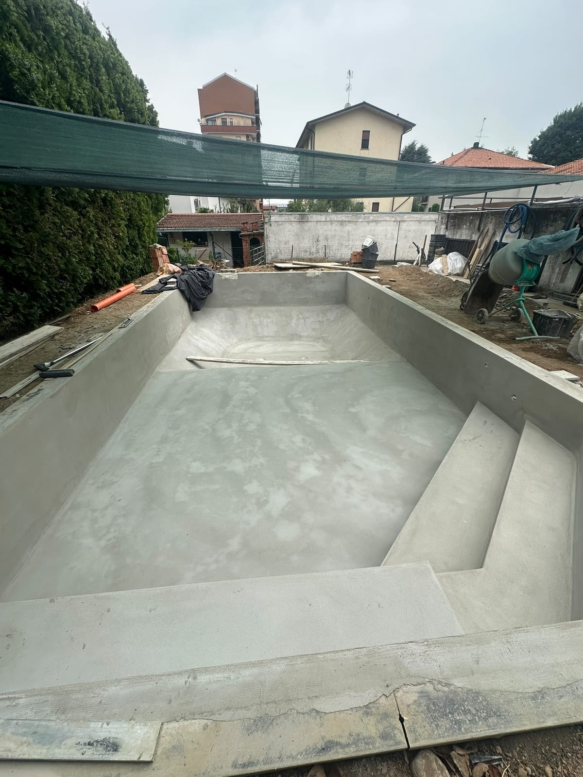 Scala della piscina rasata – Piscine, lavoro di VGA Impresa Edile
